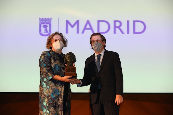 Premio Clara Campoamor a Rosa Menéndez